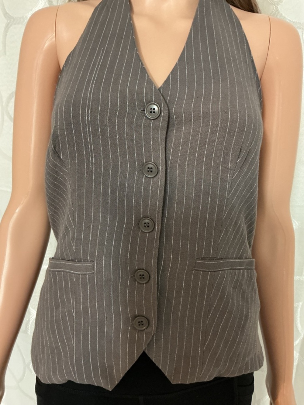 Princess Polly Gray Pinstripe Halter Button-Up Bodysuit - Picture 4 of 9